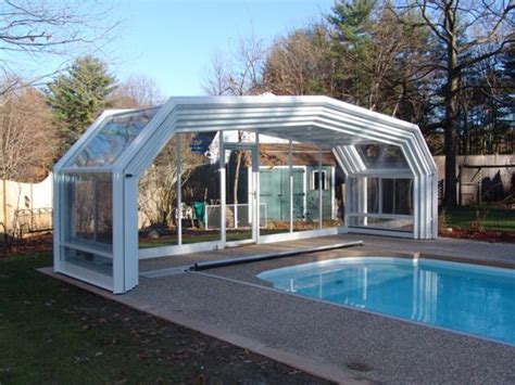 Unique Ideas for Pool Enclosures, Good for all Seasons