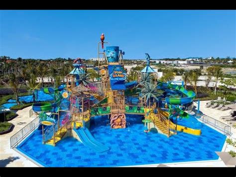 Splash Island Water Park, Lopesan Costa Bavaro Parque acuatico - YouTube