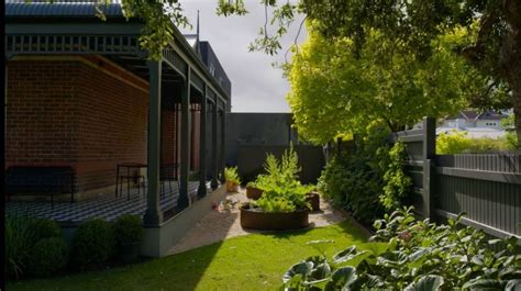 Tours: Brighton House In Melbourne, Australia | Boomers Daily