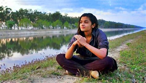 Alia Bhatt Highway Movie Patakha Guddi Song Photo : alia bhatt photos ...