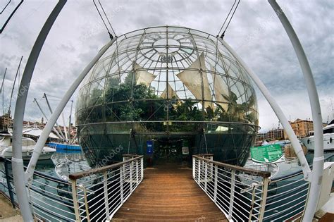 The Aquarium and the tropical Biosphere in the harbor of the city. It ...