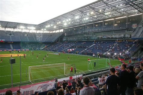 FC Red Bull Salzburg - Verein, Stadion und Fans | europapokal.de