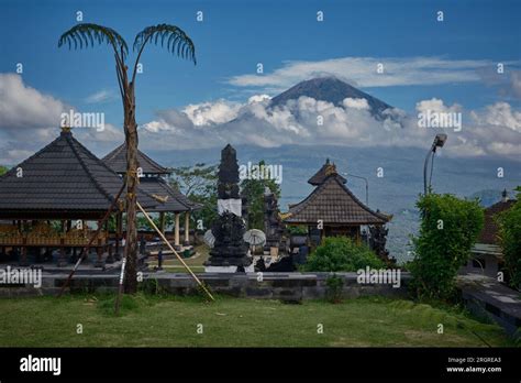 Gate of Heaven Lempuyang Temple in Karangasem Regency, Bali indonesia ...