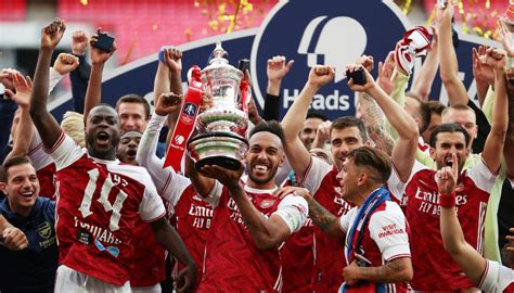 Football: Arsenal captain Pierre-Emerick Aubameyang drops FA Cup trophy ...