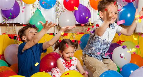 8 Easy Balloon Games For Kids' Birthday Party - WarmOven Blog