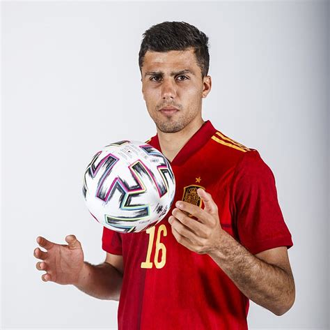 Spain midfielder Rodri 'relieved' to have made it to Euro 2020 opener ...