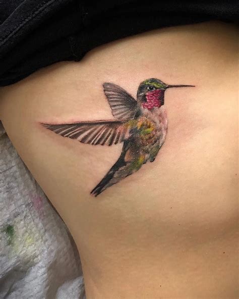 Perfect ruby throated hummingbird tattoo. Realistic style. | Tatuajes ...