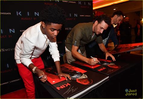 Sadie Sink & Caleb McLaughlin Support Myles Truitt at 'Kin' Premiere | Photo 1180003 - Photo ...