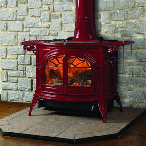 Vermont Castings Defiant 2-in-1 Flexburn, Woodburning, Freestanding Stove - Fergus Fireplace