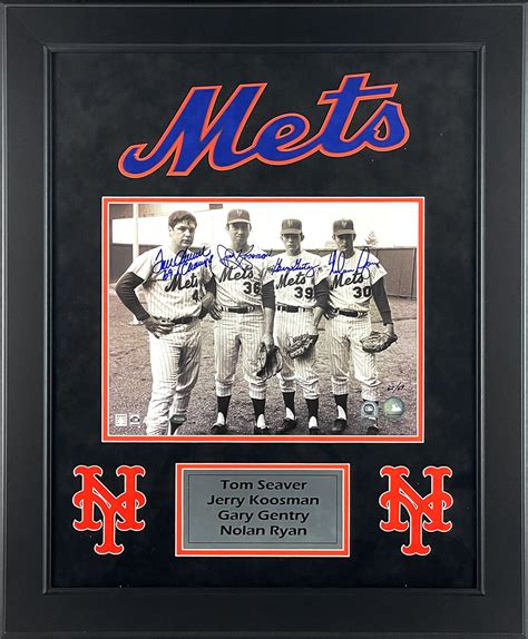 New York Mets Autographed 1969 World Series Champion Pitchers 11x14 Photo Framed