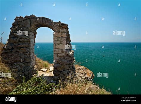 The gate of Kaliakra fortress, remains from the medieval fortress in Bulgaria Stock Photo - Alamy