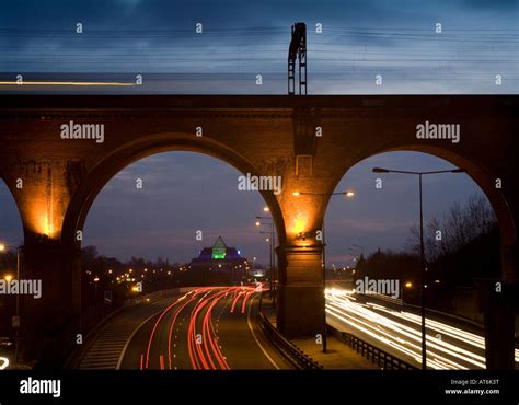 M60 Motorway, Stockport Pyramid and Viaduct at night. Stockport Stock Photo, Royalty Free Image ...