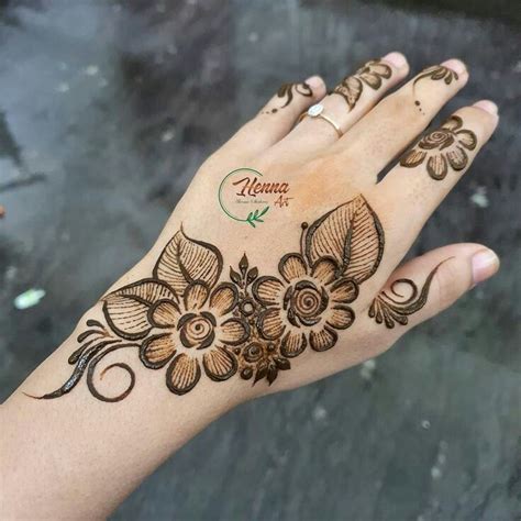 Decent Mehndi Designs 2023 in 2022 | Rose mehndi designs, Mehndi designs, Basic mehndi designs