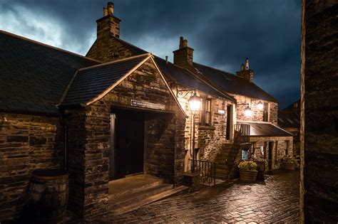 The 10 Best Whisky Distilleries in Scotland