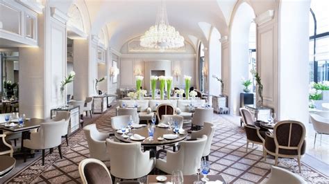 Four Seasons Paris tem três restaurantes premiados | Qual Viagem