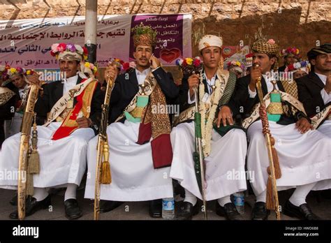 Yemen wedding hi-res stock photography and images - Alamy