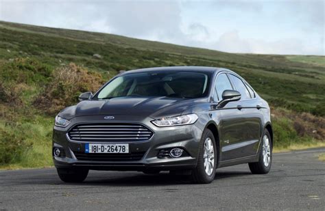 Review: The Ford Mondeo hybrid drives smoothly - but does it lack power?