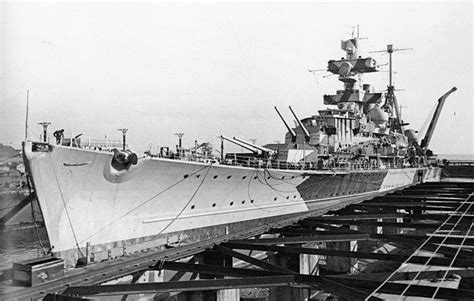 11 best 1.GER.S.HC - Admiral Hipper Class images on Pinterest | Heavy cruiser, Battleship and Boats