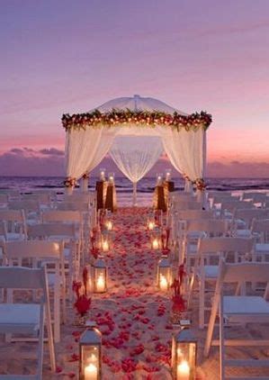 Sunset Beach Wedding Ideas | Deer Pearl Flowers