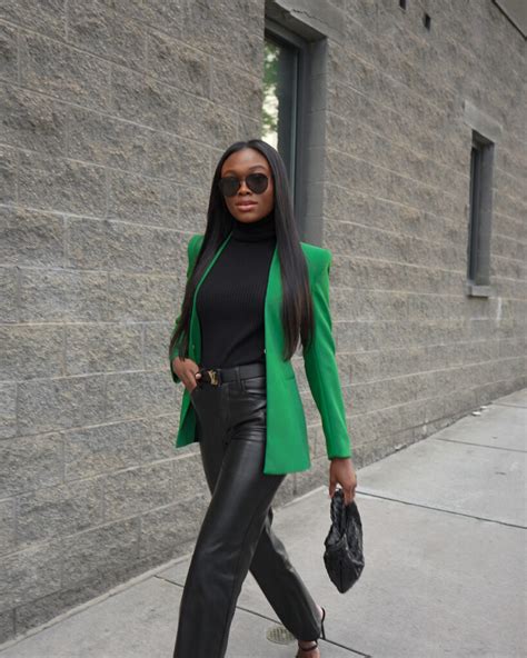 How to Style a Green Blazer for Fall - Brenna Anastasia