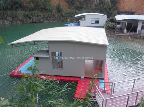 Discover Benefits of Modular Floating Pontoons for Floating Home