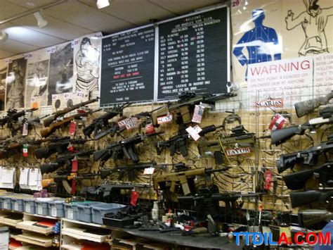 Things To Do In Los Angeles: The LA Gun Club, Give It A Shot