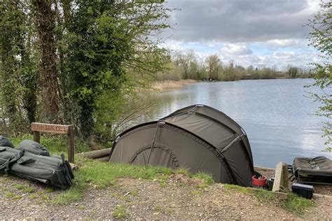 Oxfordshire Carp Fishing Lakes Near Me - Discover The Best Fishing Spots