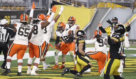 Pittsburgh Steelers vs. Cleveland Browns game day photo gallery