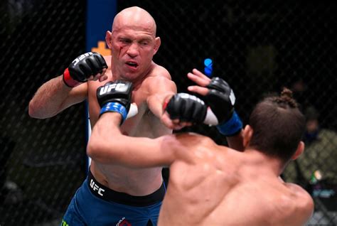 UFC on ESPN+ 36 results: Donald Cerrone and Niko Price go back-and-forth to a majority draw