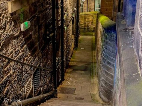 Edinburgh Dark Secrets of the Old Town Ghost Walking Tour - Klook