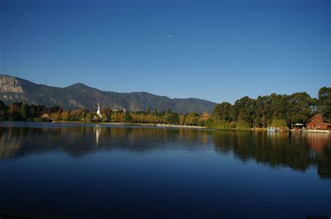 Dianchi Lake, also known as Lake Dian and Kunming Lake , is a huge lake situated on the Yunnan ...