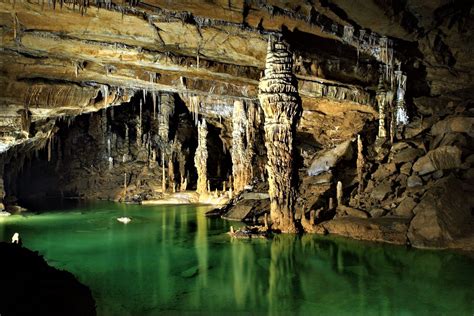 5-five-5: Mammoth Cave National Park - USA