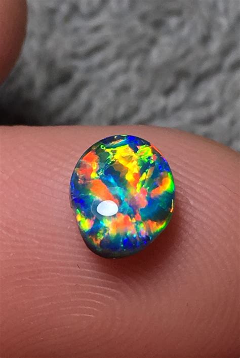 Investment Grade Lightning Ridge Black Opal - Natural Opals