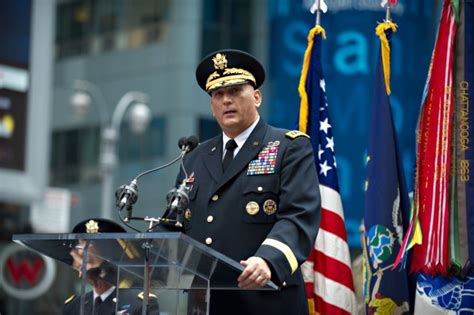 Odierno, Old Guard Soldiers help NYC celebrate Army's 237th birthday | Article | The United ...