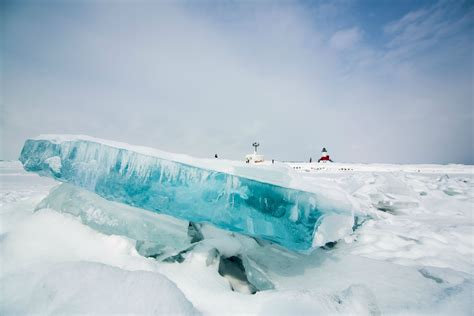 Lake Michigan ice can be beautiful. : pics