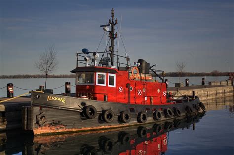 Tug Boat in Toronto Harbour | Tug Boat in Toronto Harbour | Flickr