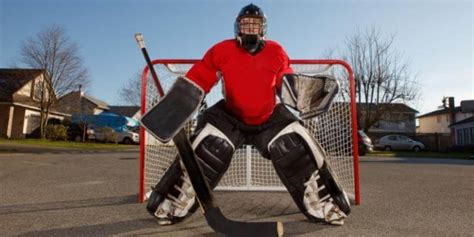 3 Best Street Hockey Goalie Pads to Get in 2022