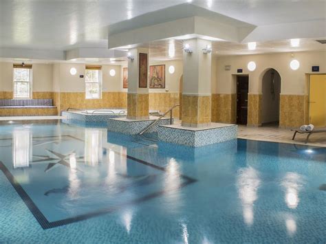 Wotton House Hotel in Surrey : Great Deals & Price Match Guarantee