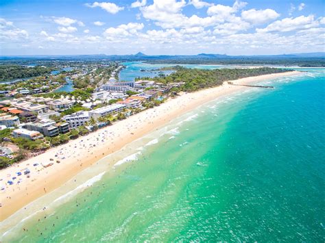 10 Beachfront accommodation options in Noosa | Noosa.com