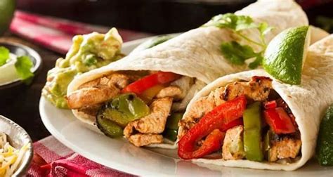 Fajitas de pollo y verduras | The cook monkeys