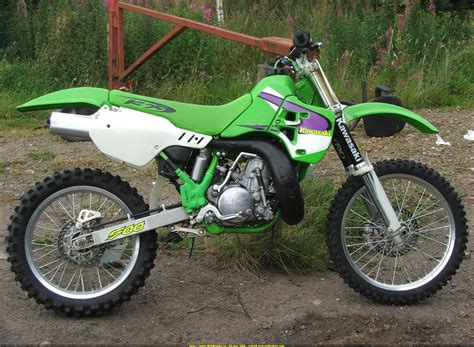 Kawasaki Kawasaki KX500 - Moto.ZombDrive.COM