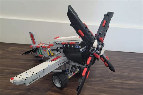 LEGO IDEAS - Airplane