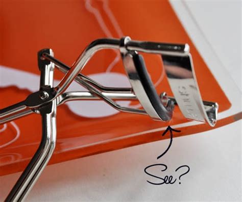 Eyelash Curler Tips: 7 Things to Know to Choose the Best One