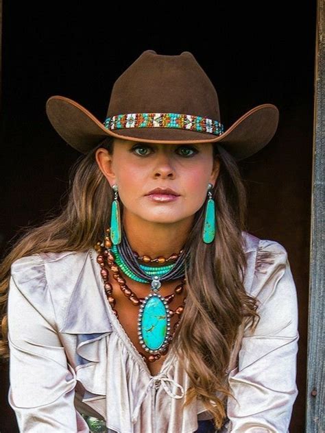 Pin by Victoria Naranjo on Mans Weakness | Cowgirl outfits, Felt cowboy hats, Cowgirl style