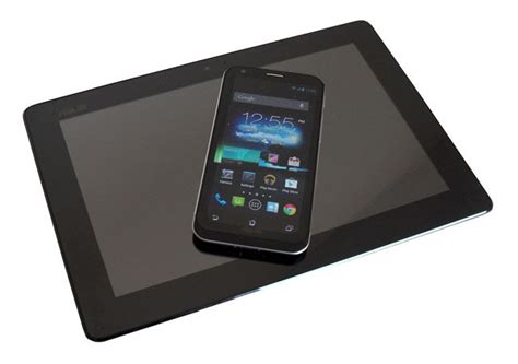 Review: Asus PadFone 2 phone-tablet combo • The Register