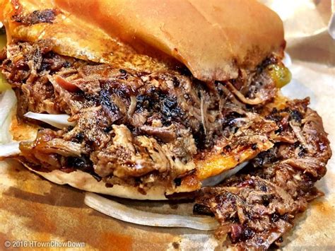 Texas Brisket Sandwich | Review: HEB True Texas BBQ - HTownChowDown ...