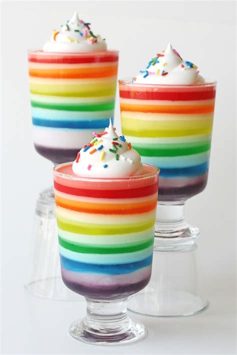 Glorious Treats: Taste the Rainbow... Jello!