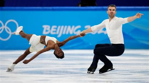 Canadian pairs skaters advance to Olympic free program, but sit outside ...