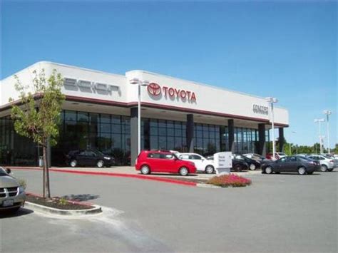 Concord Toyota car dealership in Concord, CA 94520 - Kelley Blue Book