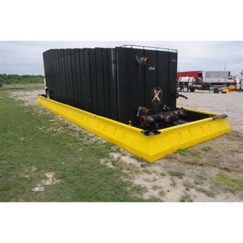 UltraTech 8790 Spill Containment Wall - 10' x 49', 12 Sides, 4 Corners ...